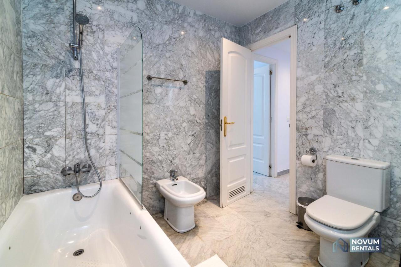 Puerto Banus Finest 2-Bdrm Apt - 50 Metres To Beach 마르베야 외부 사진