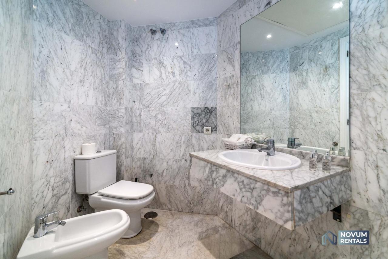 Puerto Banus Finest 2-Bdrm Apt - 50 Metres To Beach 마르베야 외부 사진